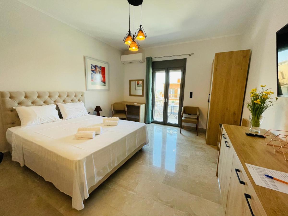 Xenios Suites Лигурион Экстерьер фото